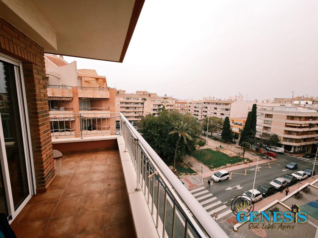 Продажа пентхауса на  Ático en Calle Caballero de Rodas, 172, Playa del Cura, Torrevieja, Торревьеха photo 3