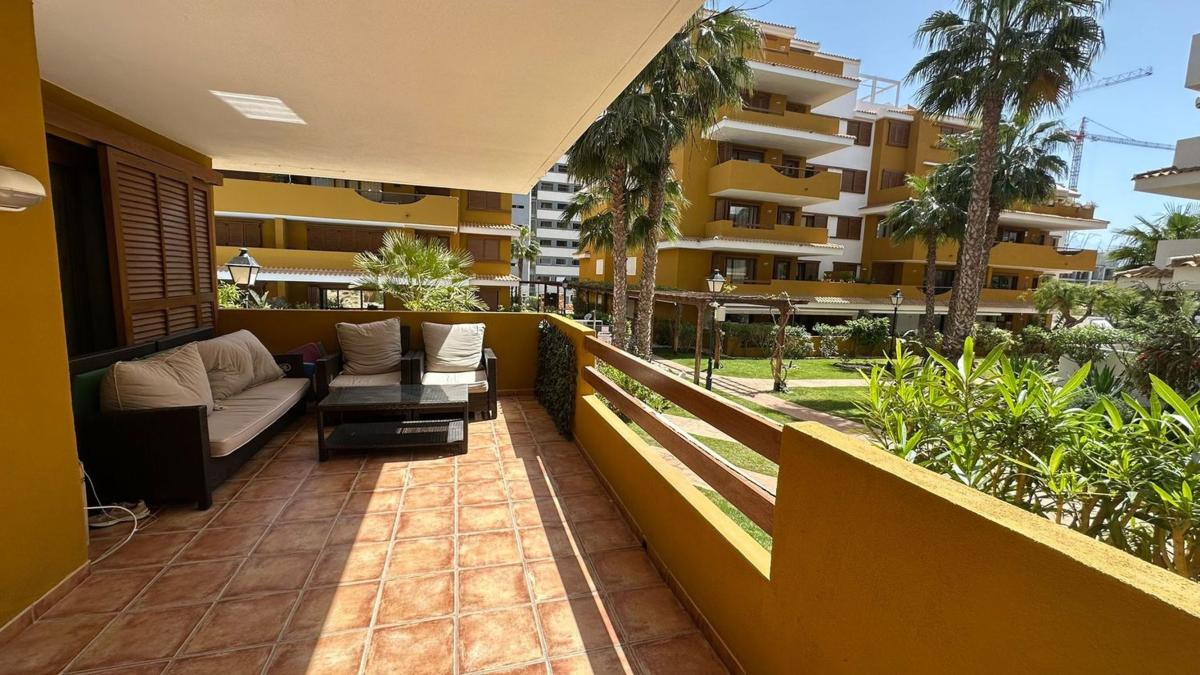 Продажа квартиры на Piso en Avenida de las Olas s/n, Punta Prima, Torrevieja, Торревьеха
 photo 3