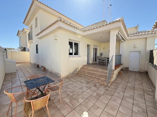 Chalet pareado en Residencial Da Vinci, 1, La Siesta - El Salado - Torreta, Torrevieja photo 1