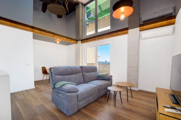 Продажа квартиры на Piso en Avenida Doctor Gregorio Marañón, El Acequión, Torrevieja, Торревьеха
photo 1