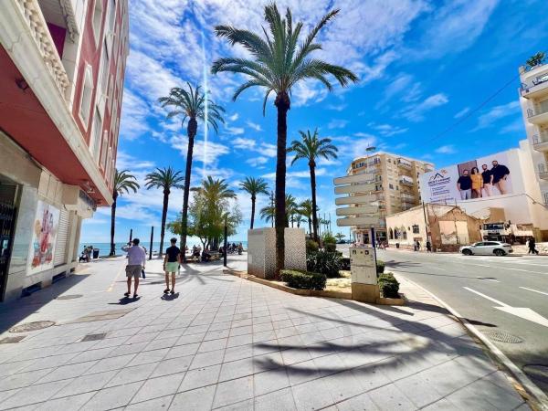 Продажа квартиры на Piso en Avenida de la Purisima, Playa del Cura, Torrevieja, Торревьеха
photo 1