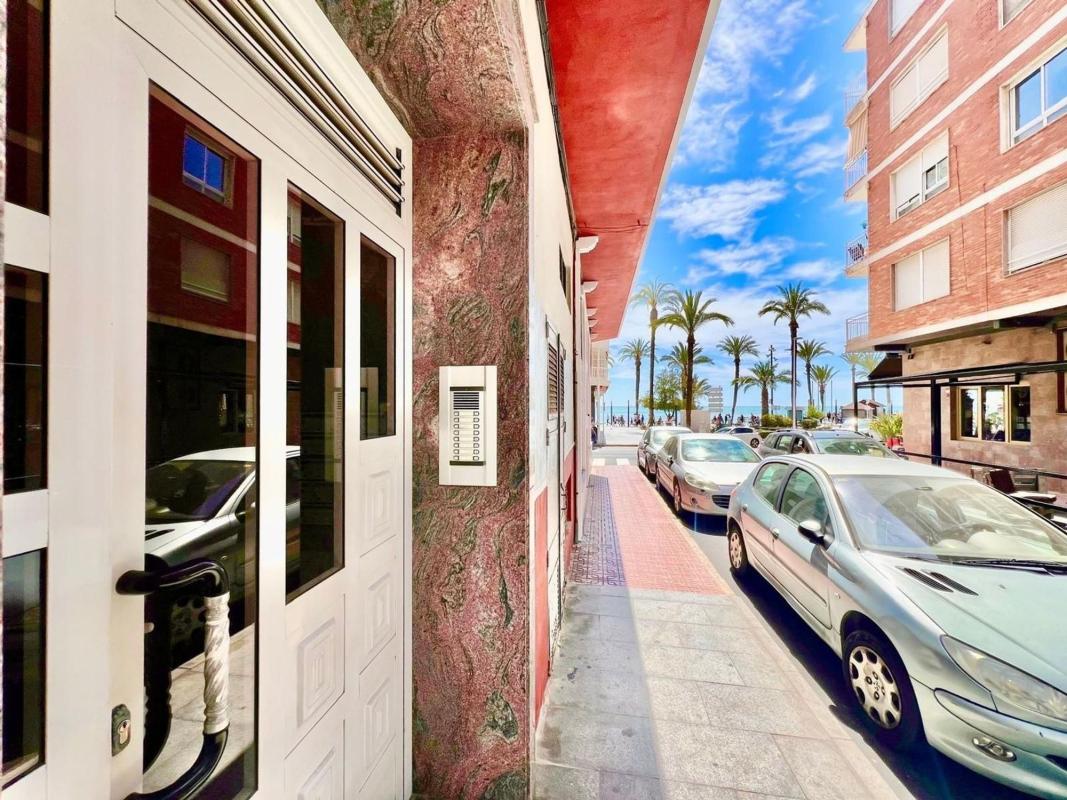 Продажа квартиры на Piso en Avenida de la Purisima, Playa del Cura, Torrevieja, Торревьеха
 photo 3