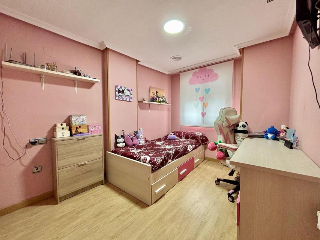 Sale of apartment in Piso en San Pascual, Centro - Muelle Pesquero, Torrevieja, Torrevieja
photo 4