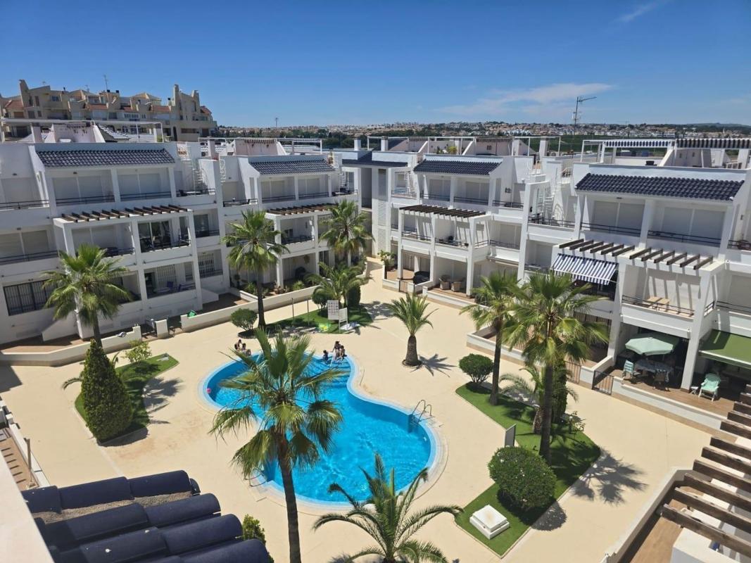 Продажа пентхауса на Ático en Calle Mar Negro, La Veleta, Torrevieja, Торревьеха photo 2