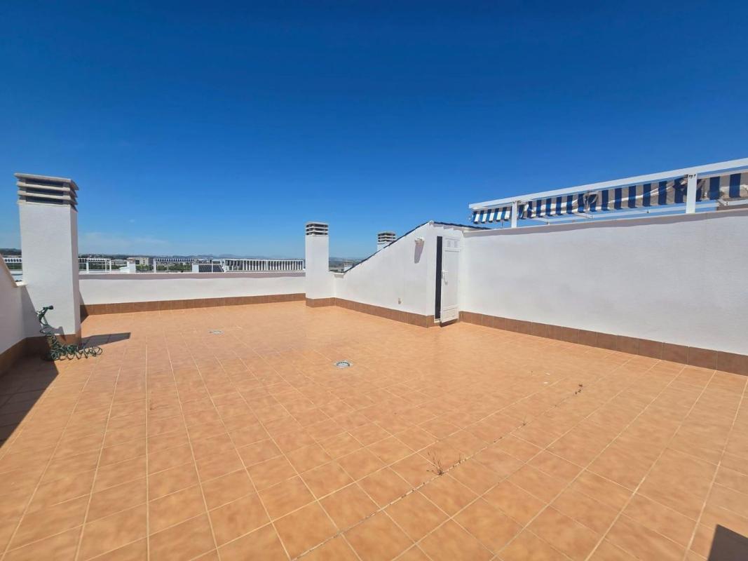 Venta de ático en Ático en Calle Mar Negro, La Veleta, Torrevieja, Torrevieja photo 2