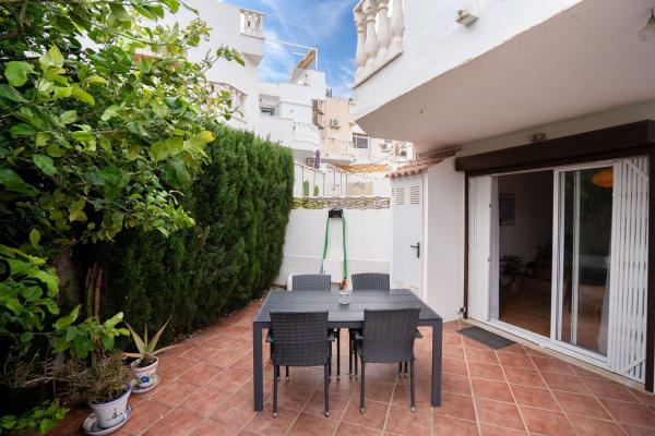 Chalet adosado en Calle Cuenca, Cabo Cervera, Torrevieja thumbnail 1