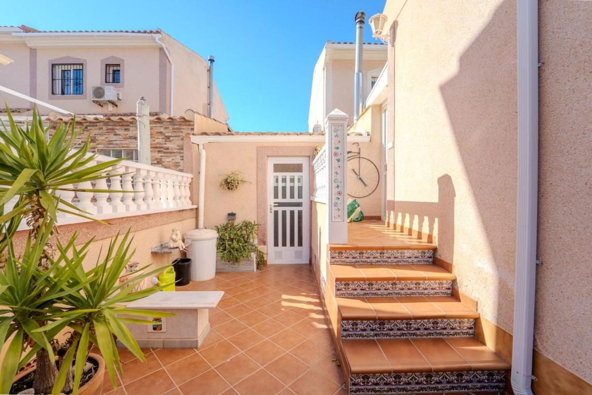 Venta de chalet adosado en Chalet adosado en Calle Veleta, Los Balcones - Los Altos del Edén, Torrevieja , Torrevieja photo 5