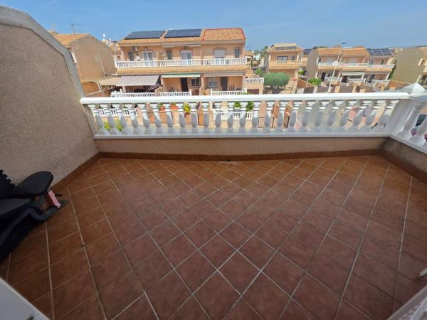 Chalet adosado en Calle Veleta, Los Balcones - Los Altos del Edén, Torrevieja photo 4