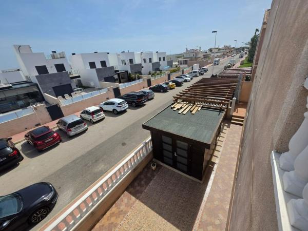 Chalet adosado en Calle Veleta, Los Balcones - Los Altos del Edén, Torrevieja photo 4