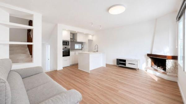 Chalet adosado en Calle Doctor Waksman, 31, Zona los Frutales, Torrevieja thumbnail 1