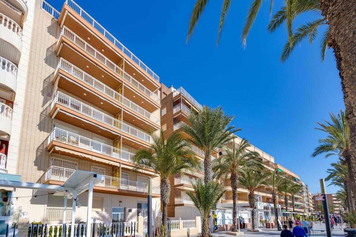 Venta de piso en Piso en Avenida de los Marineros, 2, Playa del Cura, Torrevieja, Torrevieja
photo 3