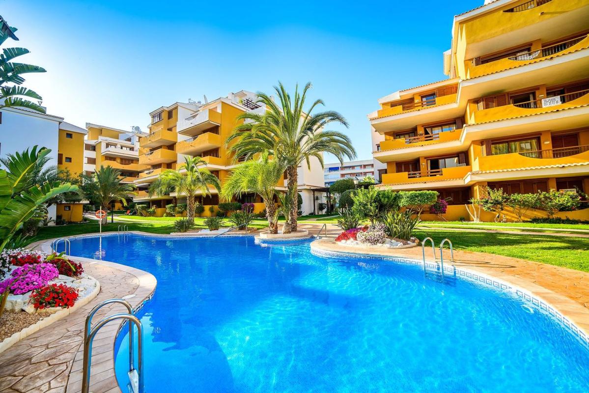 Продажа квартиры на Piso en Avenida de las Olas, 7, Punta Prima, Torrevieja, Торревьеха
 photo 2