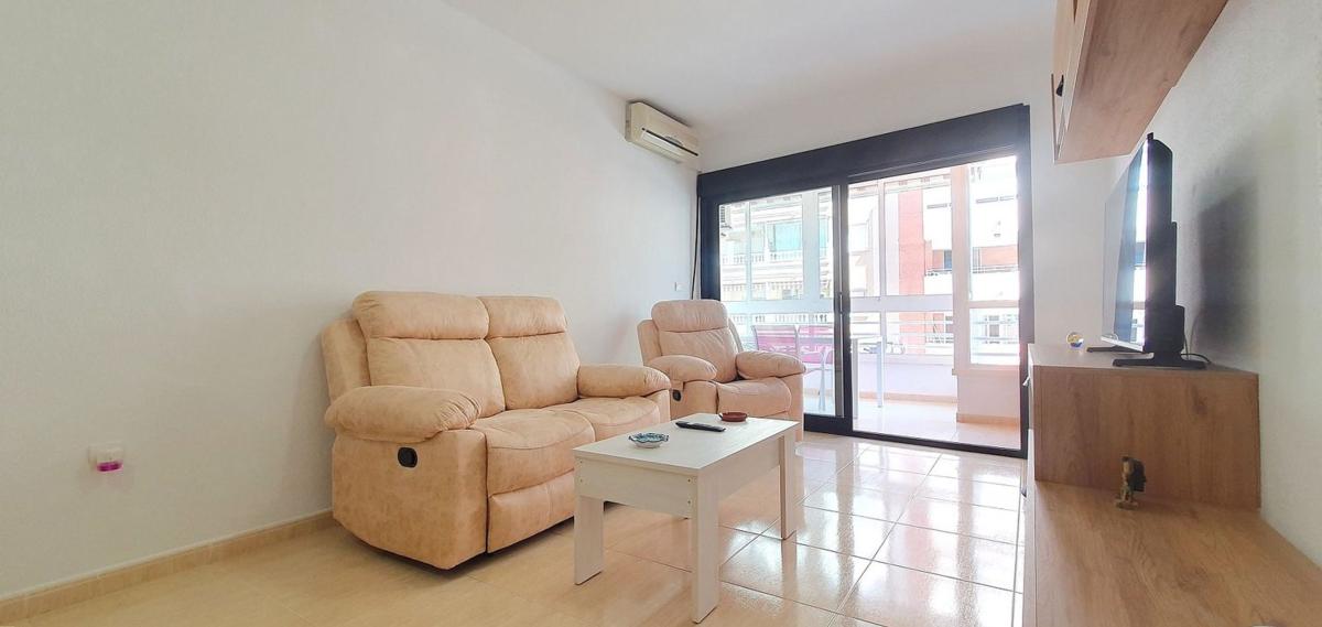 Sprzedaż mieszkania w Piso en Avenida de la Purisima, 24, Playa del Cura, Torrevieja, Torrevieja
 photo 4