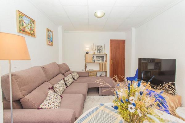 Chalet adosado en Patricio Zammit, 4, Las Piscinas Naturales, Torrevieja photo 3