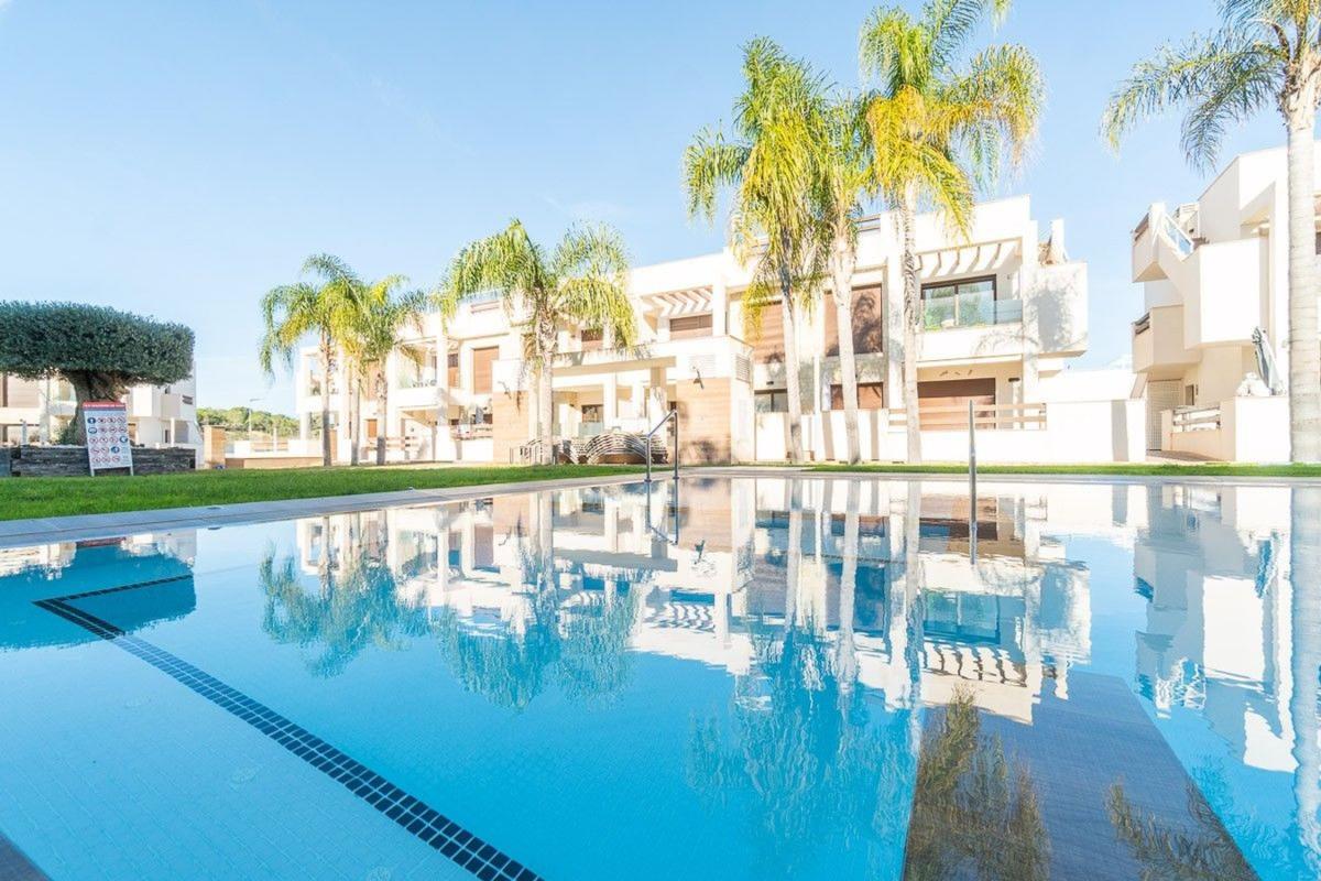 Sale of apartment in Piso en Calle Teulada, Los Balcones - Los Altos del Edén, Torrevieja, Torrevieja
photo 2