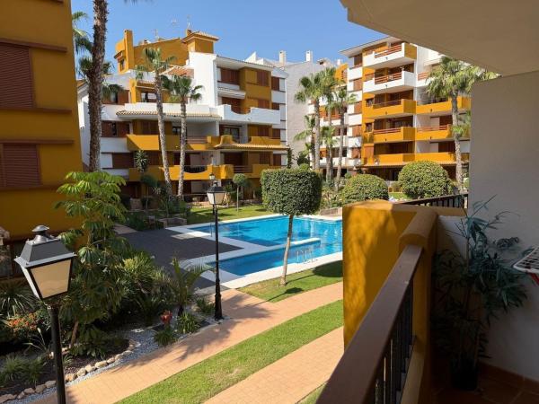 Продажа квартиры на Piso en Urbanización Punta Prima, Punta Prima, Torrevieja, Торревьеха
thumbnail 1