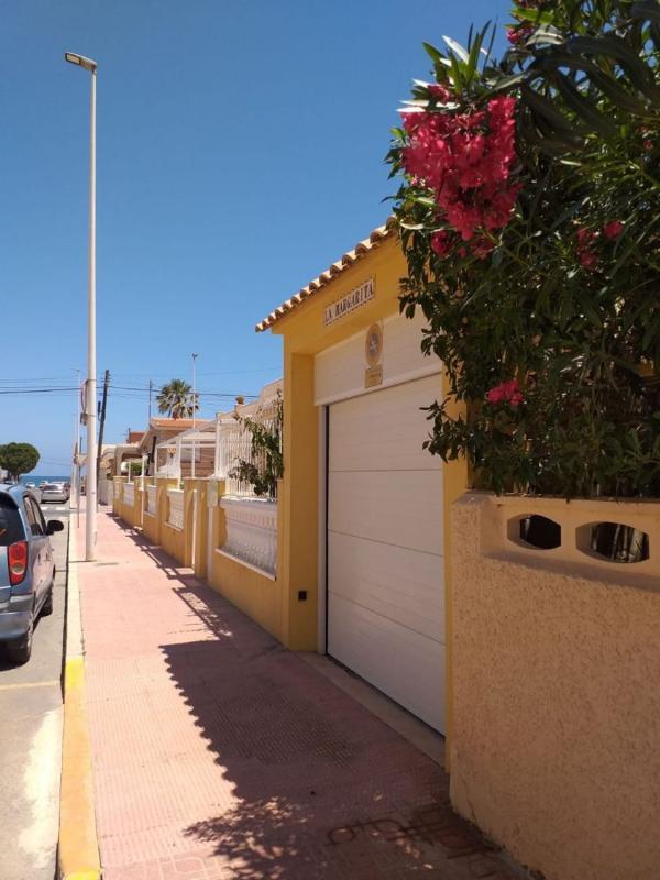 Sprzedaż mieszkania w Piso en Avenida de los Holandeses, Los Europeos, Torrevieja, Torrevieja
photo 2