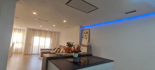 Sale of flat in Piso en Centro - Muelle Pesquero, Torrevieja, Torrevieja
photo 1