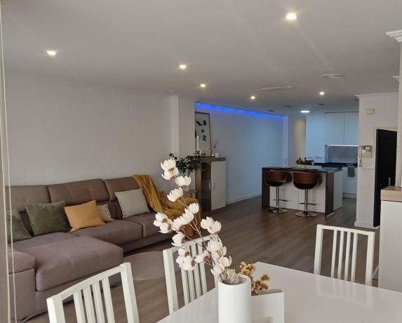 Sale of flat in Piso en Centro - Muelle Pesquero, Torrevieja, Torrevieja
thumbnail 2