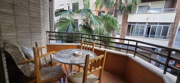 Продажа квартиры на Piso en Calle Fotógrafos Darblade, Centro - Muelle Pesquero, Torrevieja, Торревьеха
photo 1