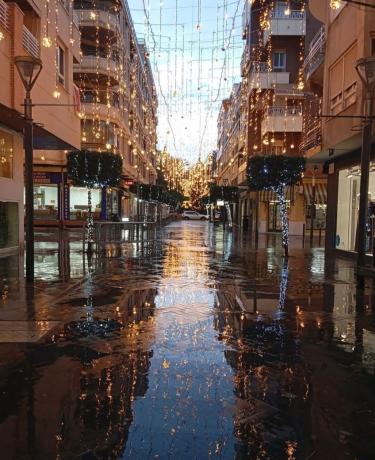 Продажа квартиры на Piso en Calle Fotógrafos Darblade, Centro - Muelle Pesquero, Torrevieja, Торревьеха
thumbnail 1