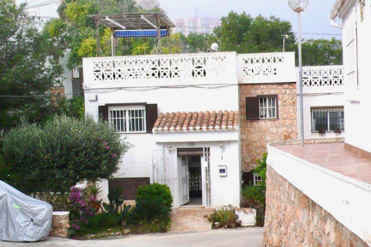 Sprzedaż niezależnego domku jednorodzinnego w Chalet pareado en Cabo Cervera, Torrevieja, Torrevieja photo 2