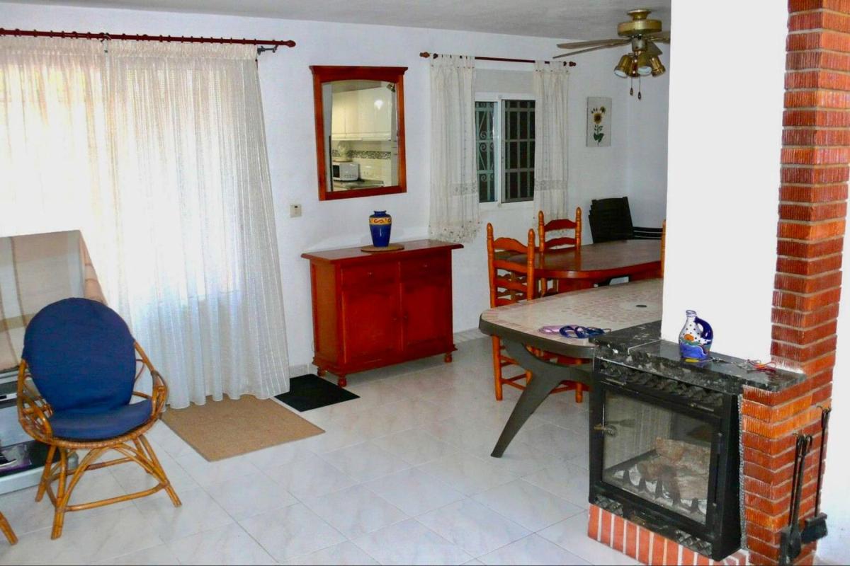 Sprzedaż niezależnego domku jednorodzinnego w Chalet pareado en Cabo Cervera, Torrevieja, Torrevieja photo 5