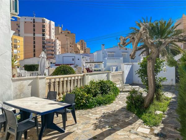 Chalet adosado en Calle Soria, Cabo Cervera, Torrevieja photo 1