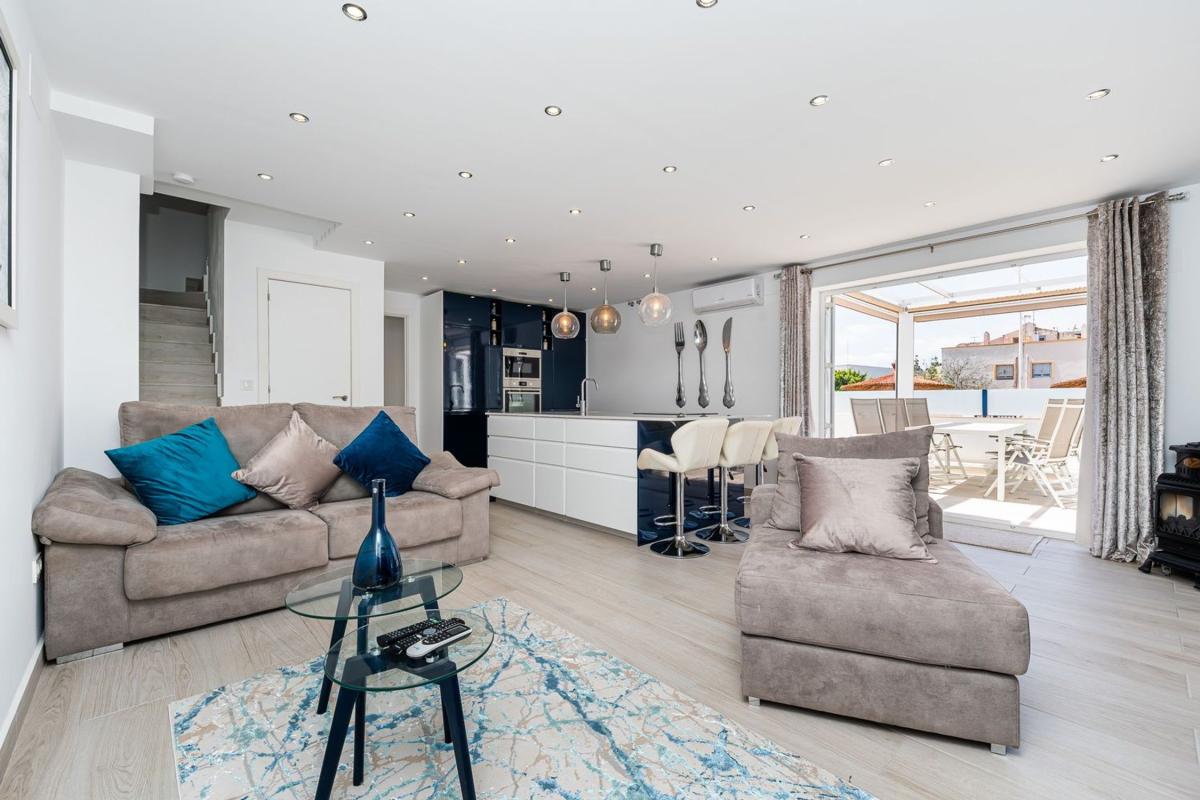 Продажа таунхауса в  Chalet adosado en Jardin Del Mar VII, 23, La Siesta - El Salado - Torreta, Torrevieja , Торревьеха photo 5