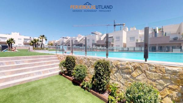 Sprzedaż mieszkania w Piso en Calle Gines Saura Sanchez s/n, Parque Acuático - Sector 25, Torrevieja, Torrevieja
 photo 2