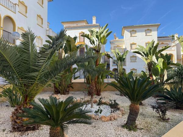 Casa o chalet independiente en Cañada del Molino, Torrevieja thumbnail 1