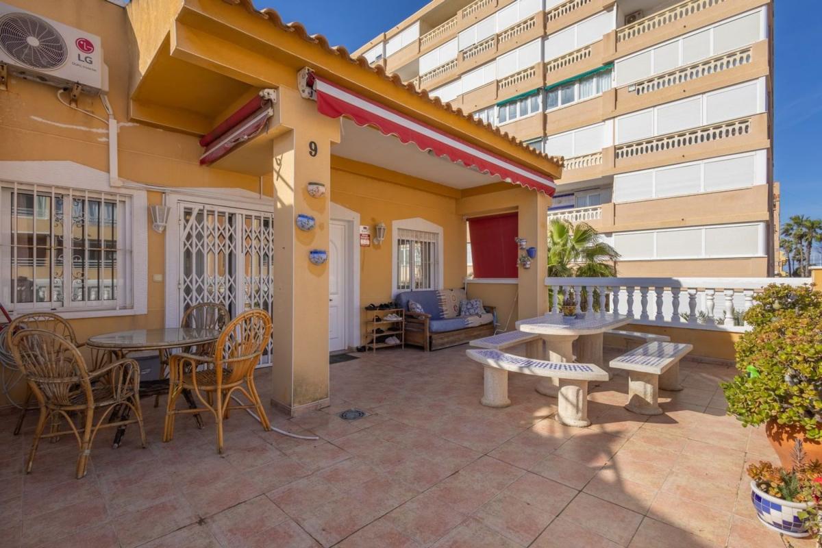 Продажа квартиры на Piso en Avenida de los Holandeses, Los Europeos, Torrevieja, Торревьеха
 photo 2