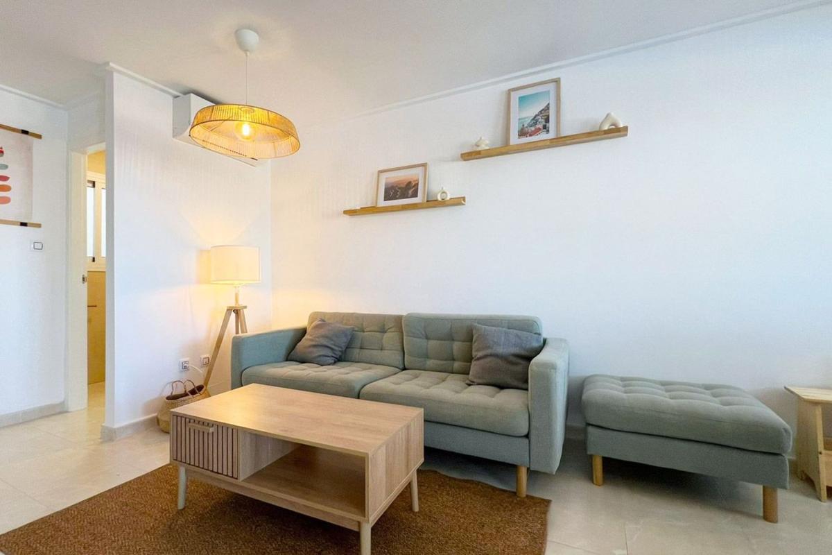 Sale of townhouse in Chalet adosado en Calle Teide, 236, Los Balcones - Los Altos del Edén, Torrevieja , Torrevieja photo 4