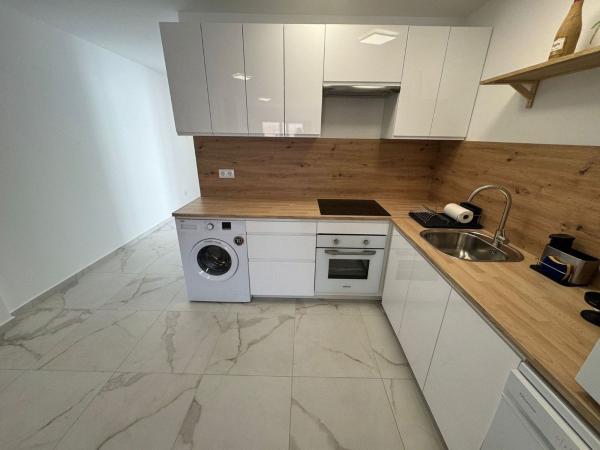 Продажа квартиры на Piso en Calle San Miguel de Salinas, El Acequión, Torrevieja, Торревьеха
thumbnail 1