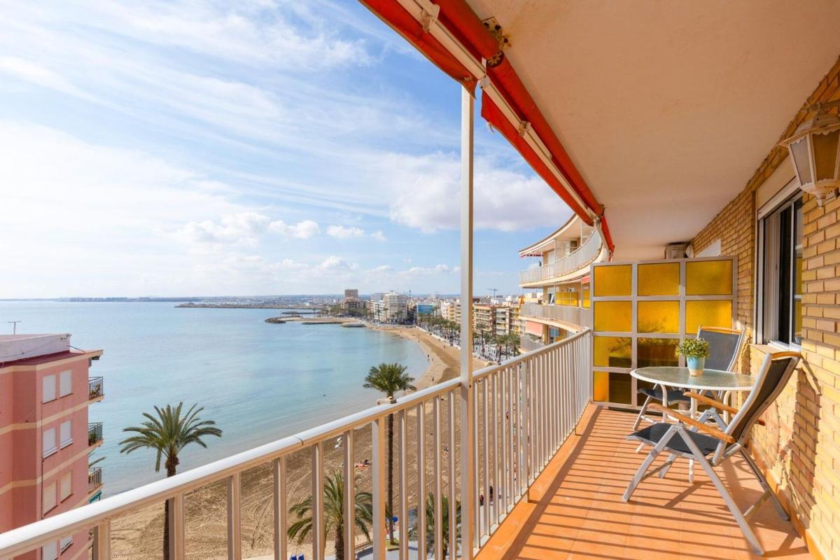 Venta de piso en Piso en Calle Timonel, Playa del Cura, Torrevieja, Torrevieja
photo 3