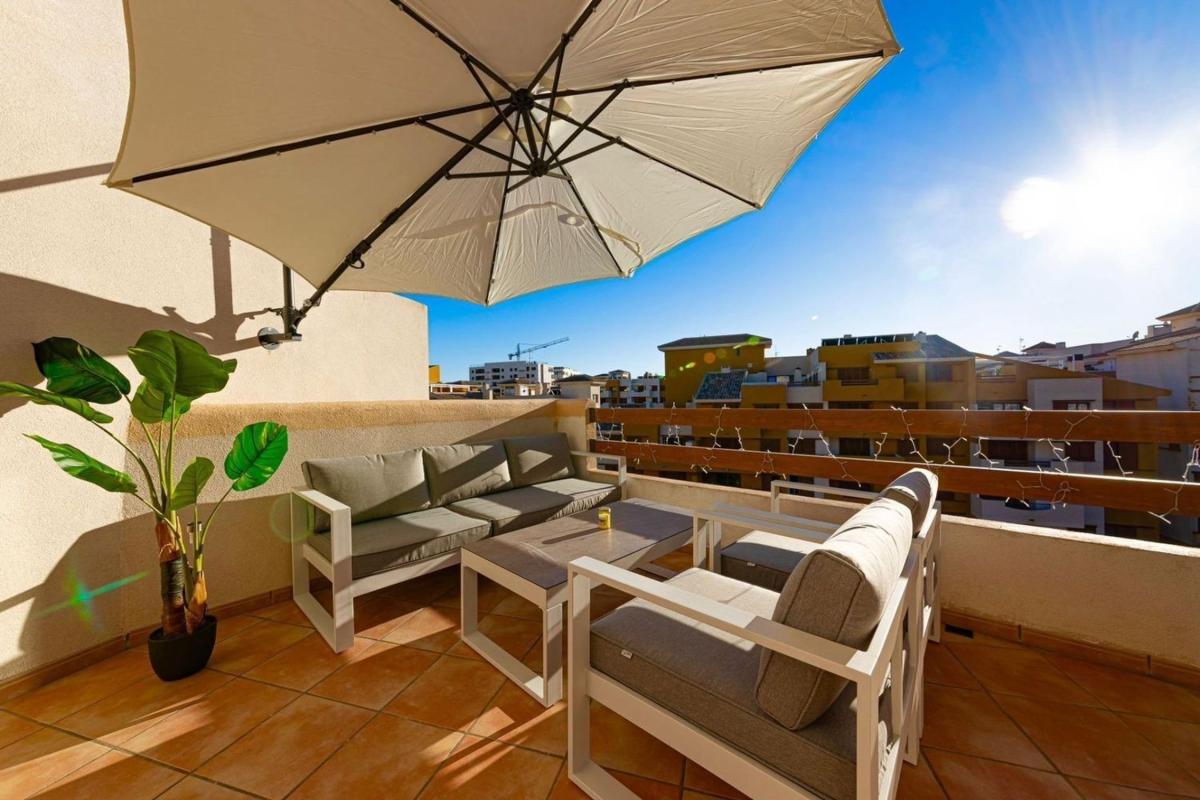 Venta de ático en  Ático en Calle Ciclón, Punta Prima, Torrevieja, Torrevieja photo 3