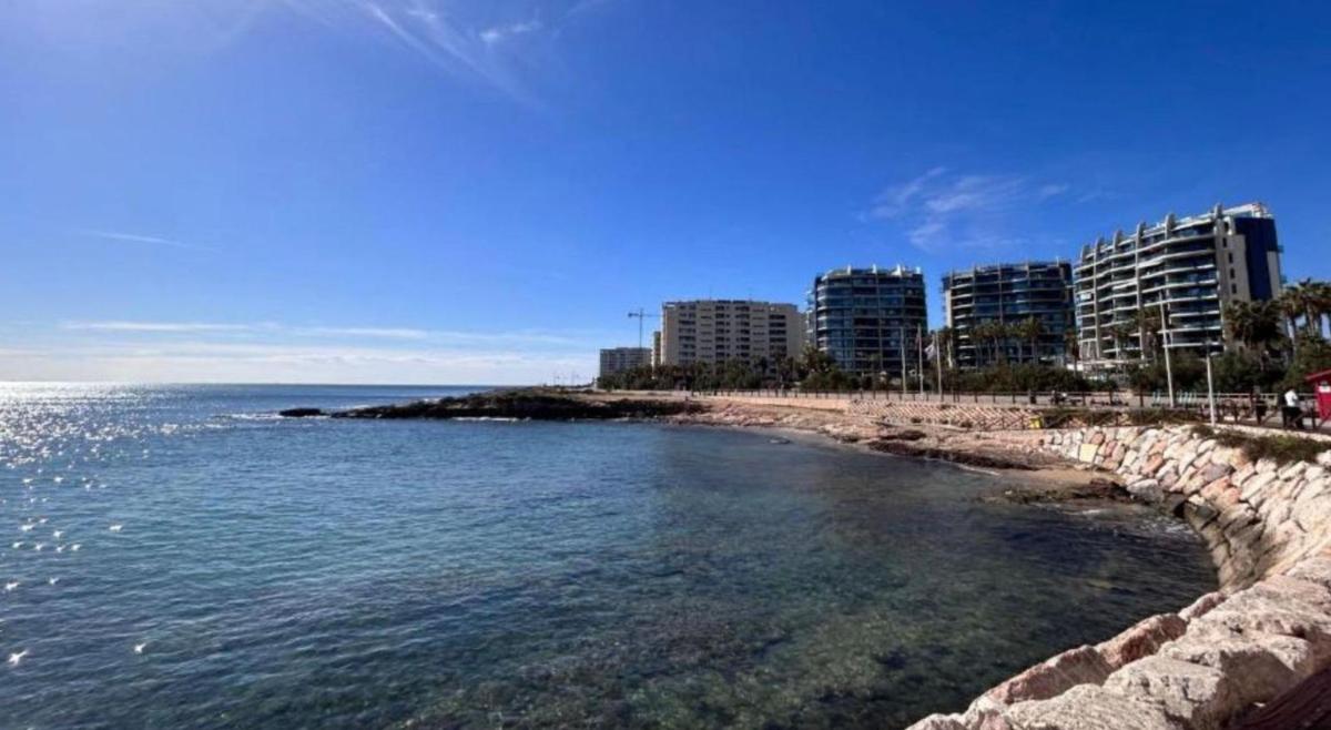 Продажа квартиры на Piso en Avenida de las Olas, Punta Prima, Torrevieja, Торревьеха
 photo 2