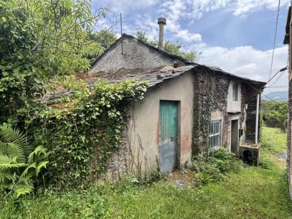 Rustic farm for sale in Finca rústica en Lugar Corvelle, 14, Ortigueira , Ortigueira thumbnail 2