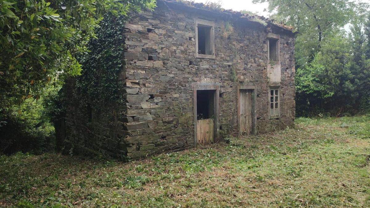 Properties for sale and rent in Spain photo 1