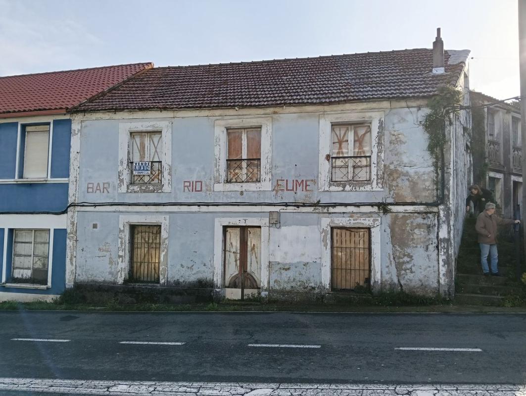 Properties for sale and rent in Spain photo 1