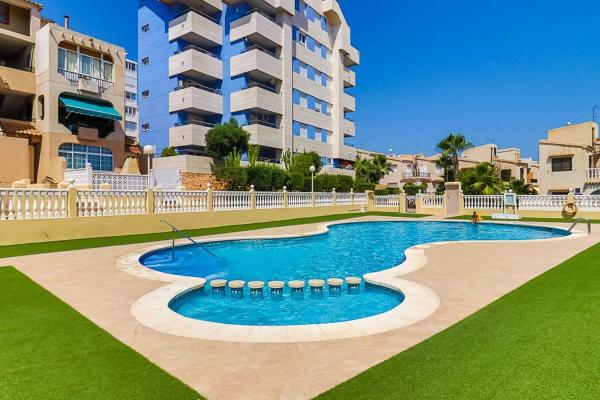 Casa o chalet independiente en Calle Aquiles, 3, Torreblanca, Torrevieja photo 2