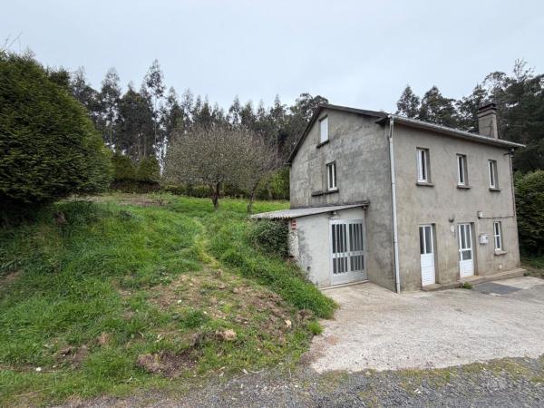 Casa de pueblo en Ortigueira photo 1