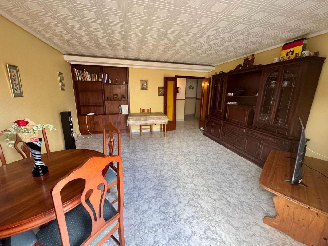 Propiedades en venta y alquiler en España photo 3