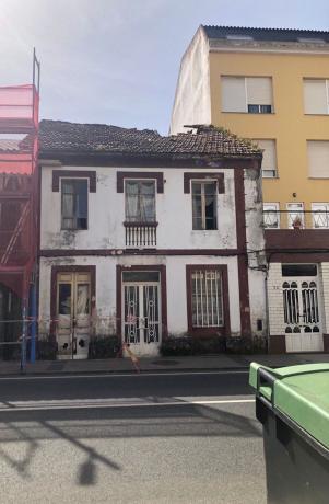 Chalet adosado en Avenida da Area, Cedeira photo
