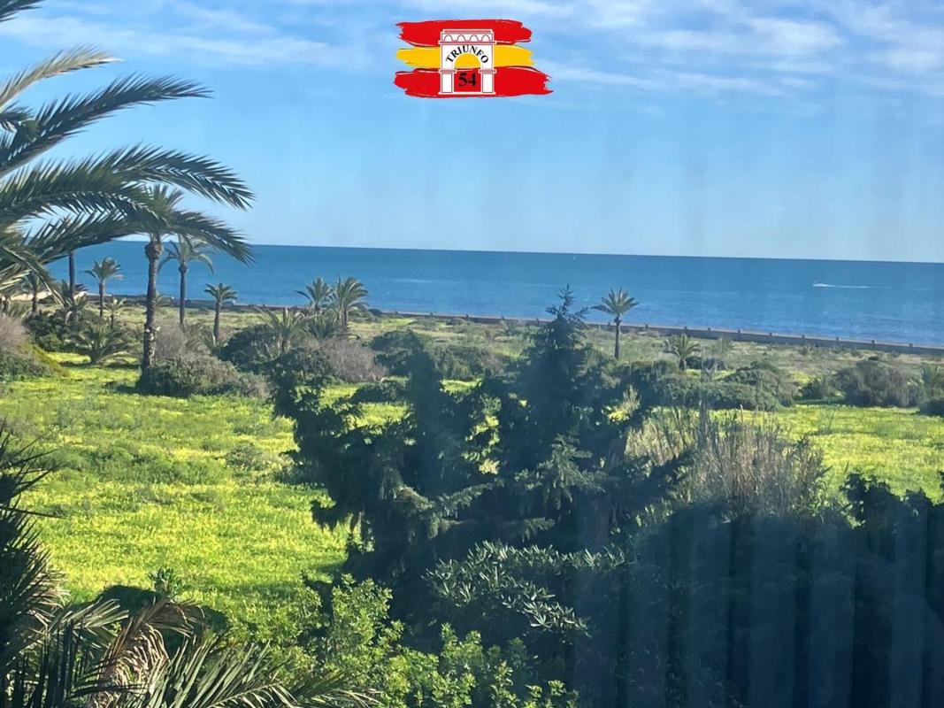 Venta de piso en Piso en Calle Pleamar, Punta Prima, Torrevieja, Torrevieja
photo 4