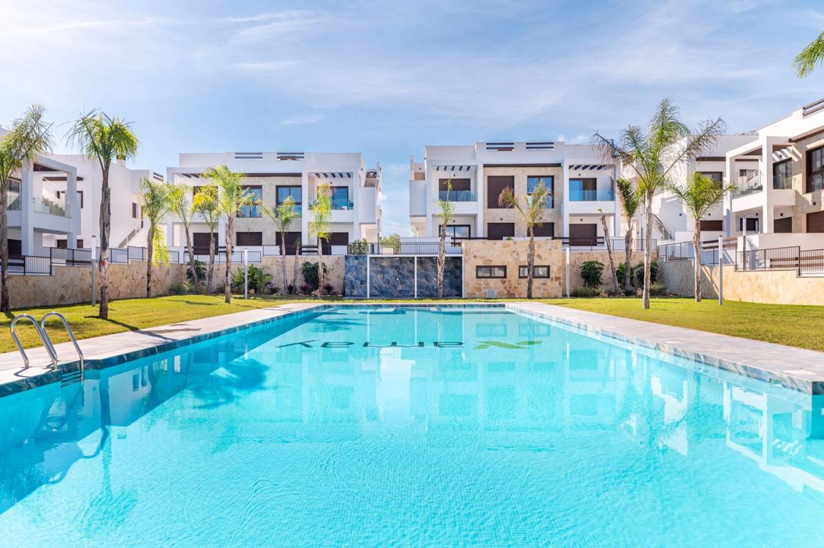 Venta de piso en Piso en Los Balcones - Los Altos del Edén, Torrevieja, Torrevieja
photo 1
