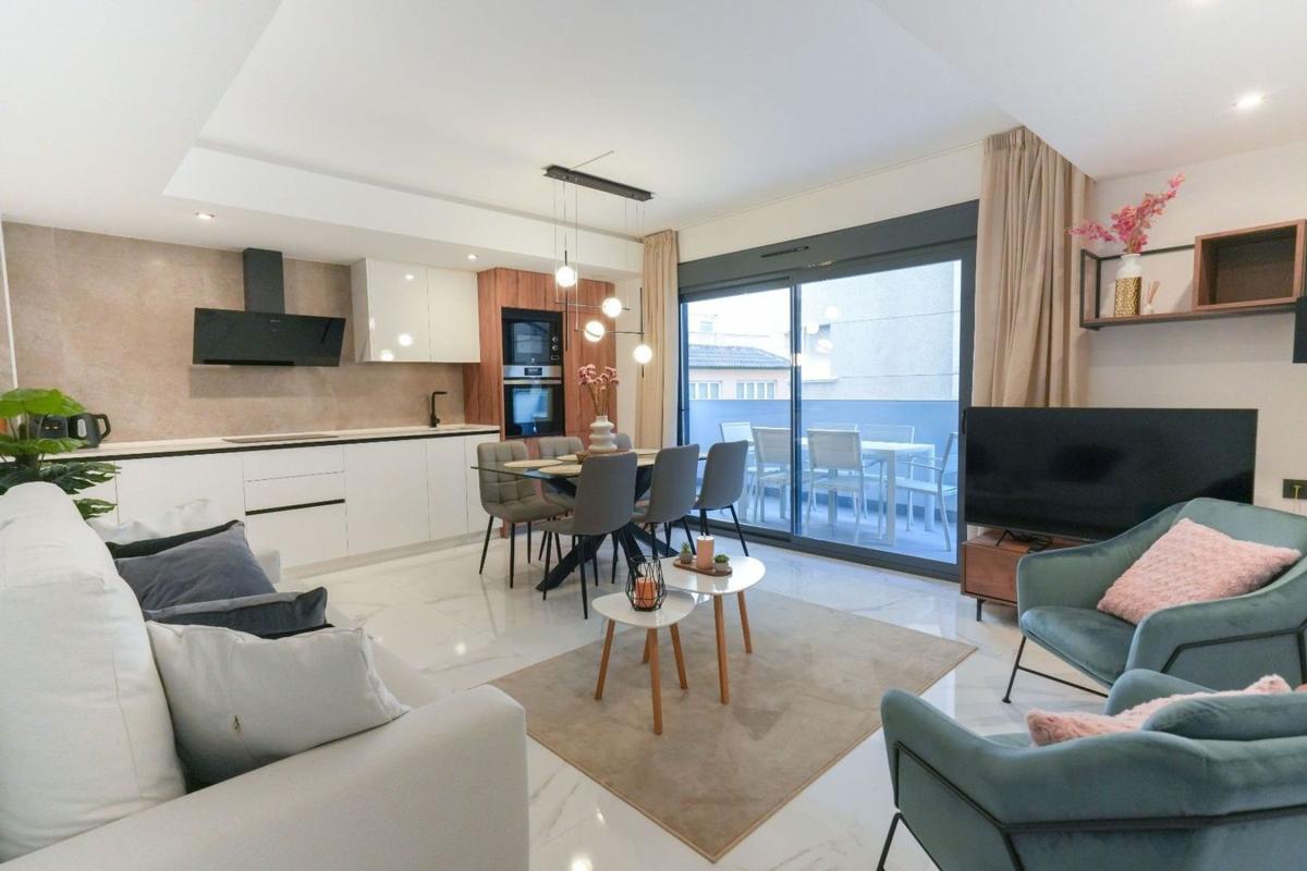 Продажа квартиры на Piso en Rambla Juan Mateo García, 25, Centro - Muelle Pesquero, Torrevieja, Торревьеха
photo 2