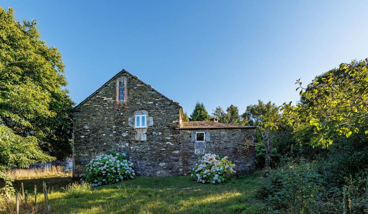 Properties for sale and rent in Spain photo 2