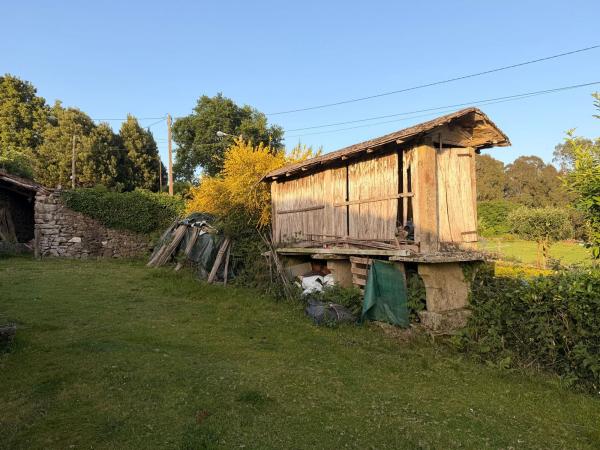 Casa de pueblo en Lugar Castiñeiroa s/n, Melide photo 2