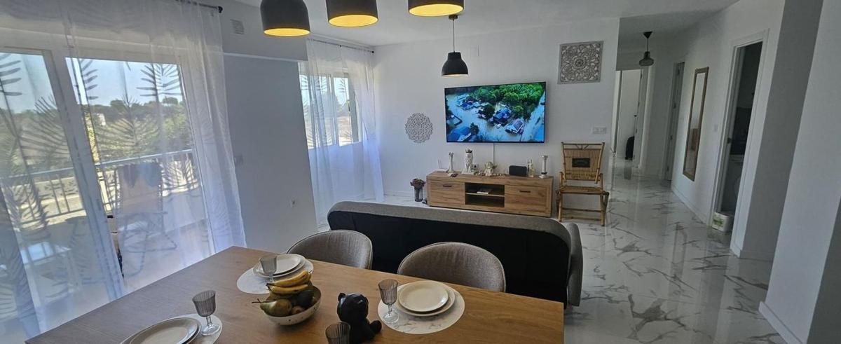 Sale of apartment in Piso en Punta Prima, Torrevieja, Torrevieja
photo 2